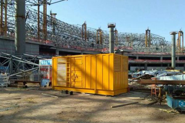 梅列发电机出租如何判断空气滤清器是否需要更换？